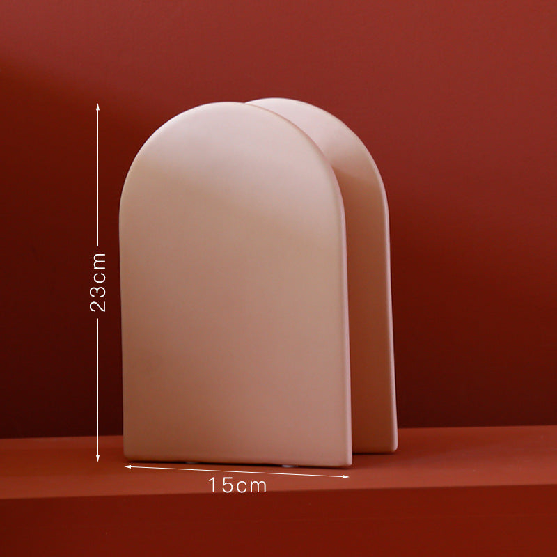 Arche Vases – Minimalist Porcelain Sculptural Forms