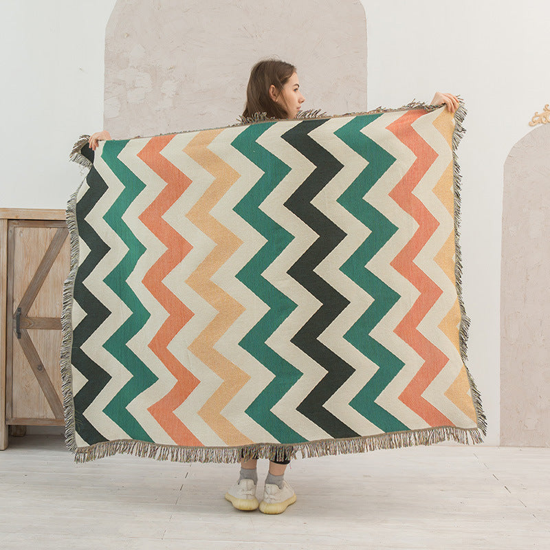 Geometric Double-Sided Knitted Sofa Blanket – Modern Graphic Throw