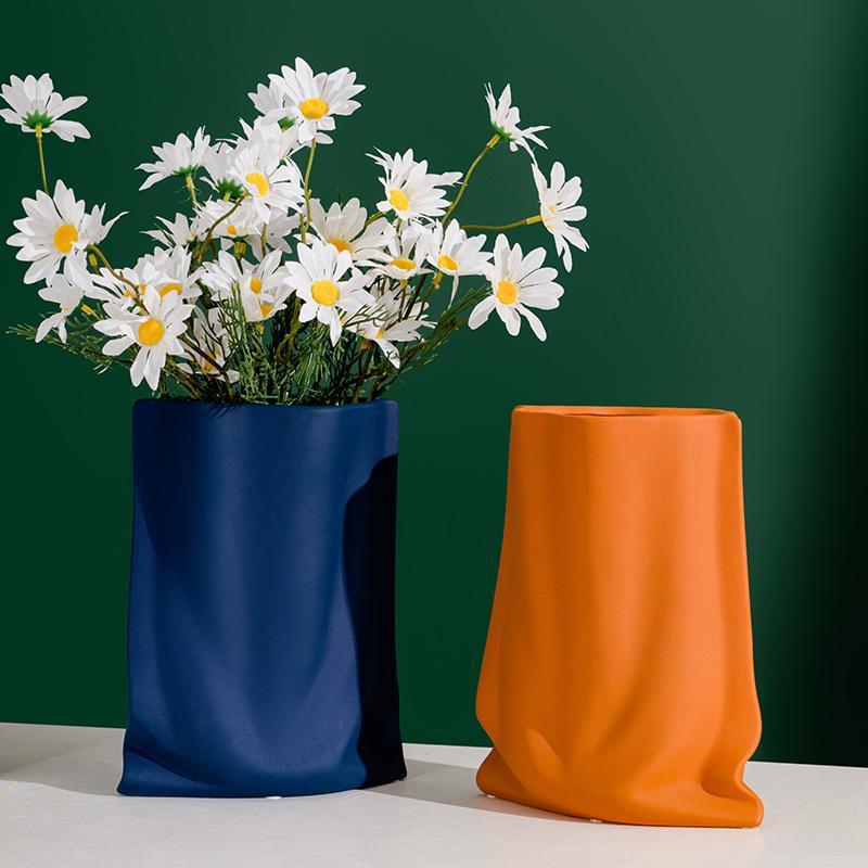 Drape Vase – Pleated Ceramic Statement Vessel