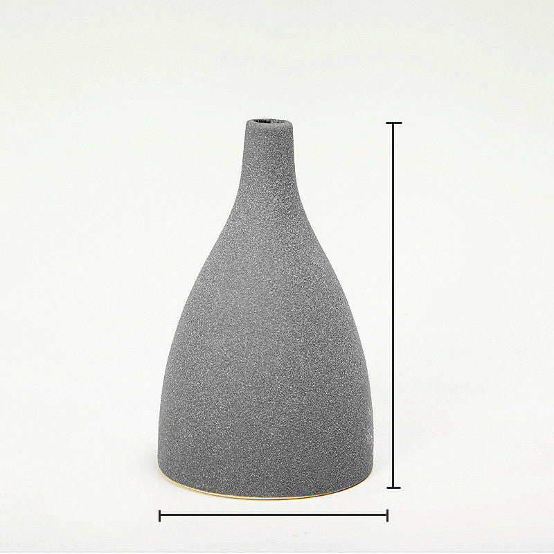 Textured Ceramic Vase – Minimalist Sculptural Object