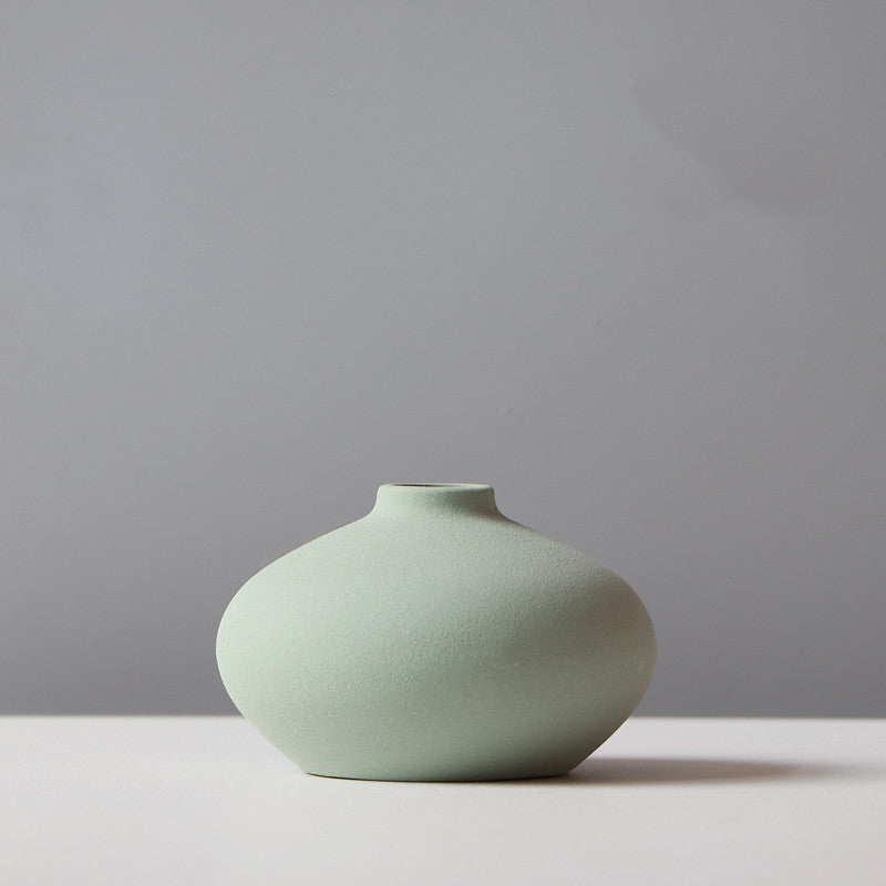 Small Sculptural Ceramic Vase – Minimal Modern Decorative Object