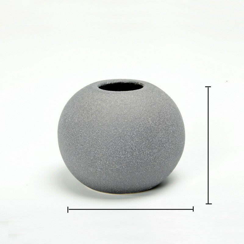 Textured Ceramic Vase – Minimalist Sculptural Object